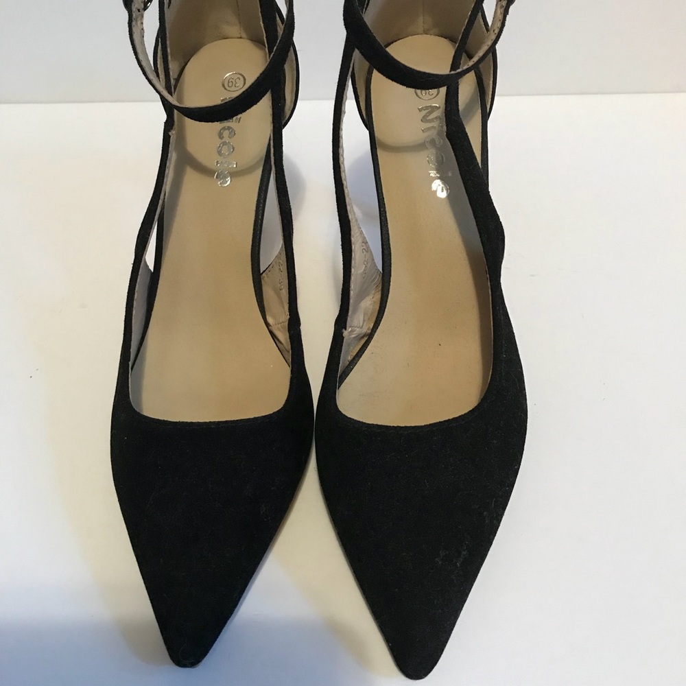 NWOT Nicole Black Strap Heels